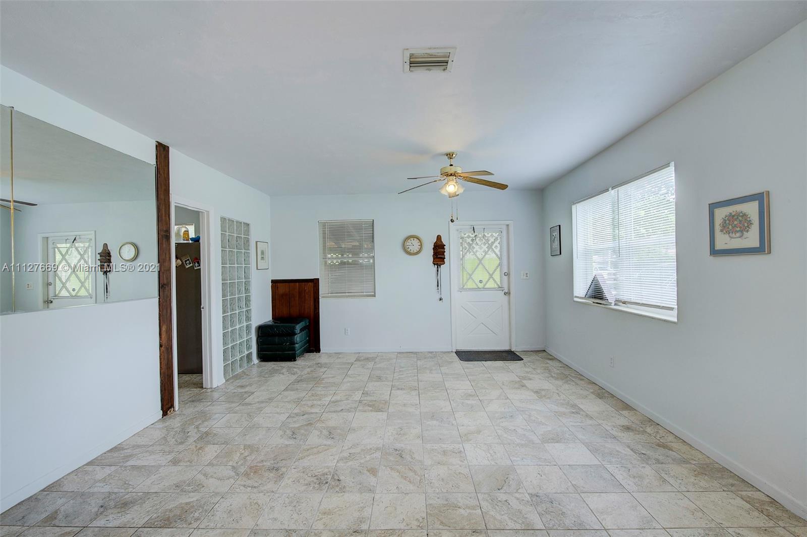 LAKE FOREST SEC 4 - Residential
