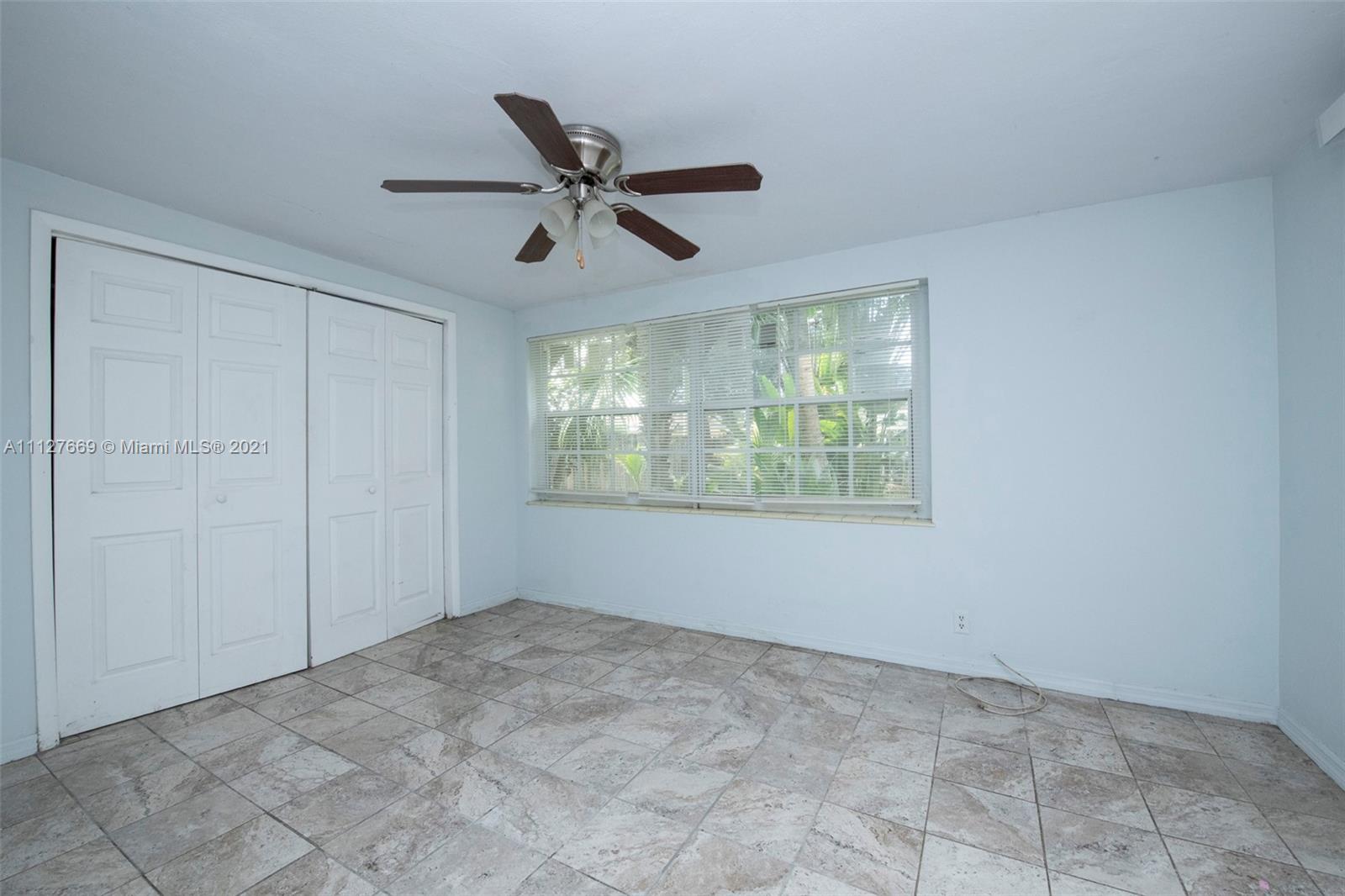 LAKE FOREST SEC 4 - Residential