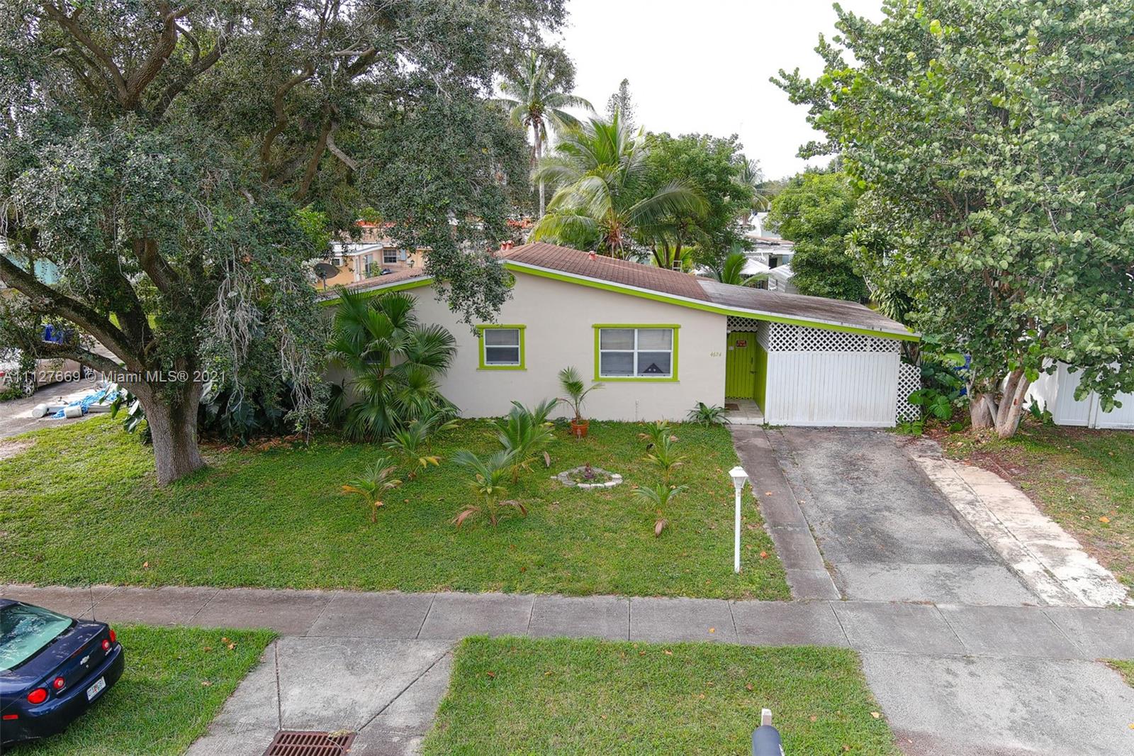 LAKE FOREST SEC 4 - Residential