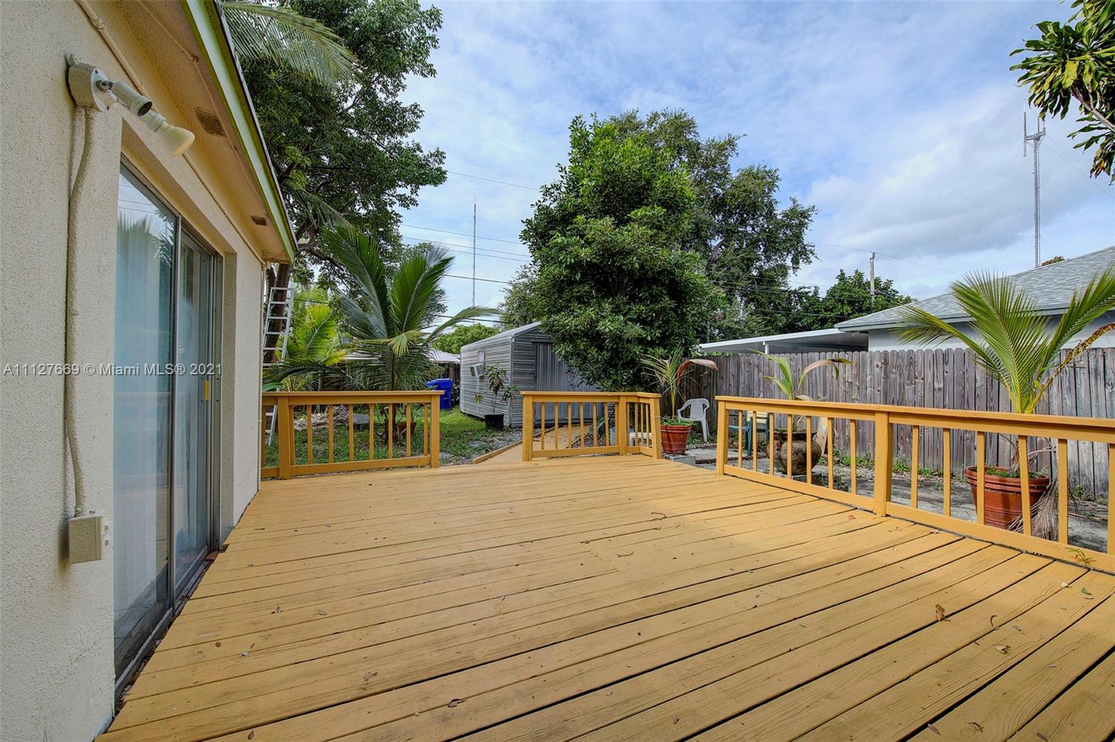 LAKE FOREST SEC 4 - Residential