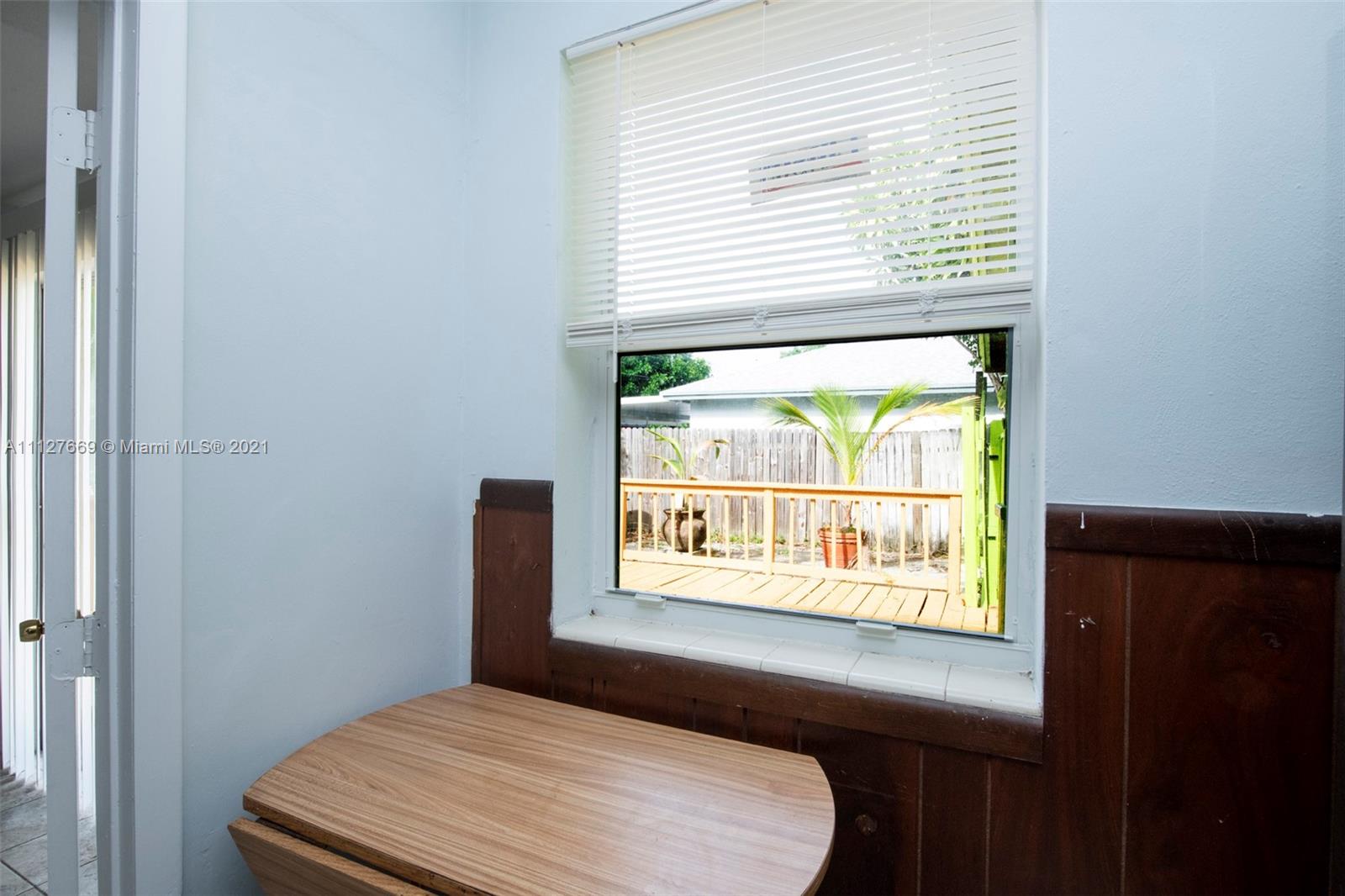 LAKE FOREST SEC 4 - Residential