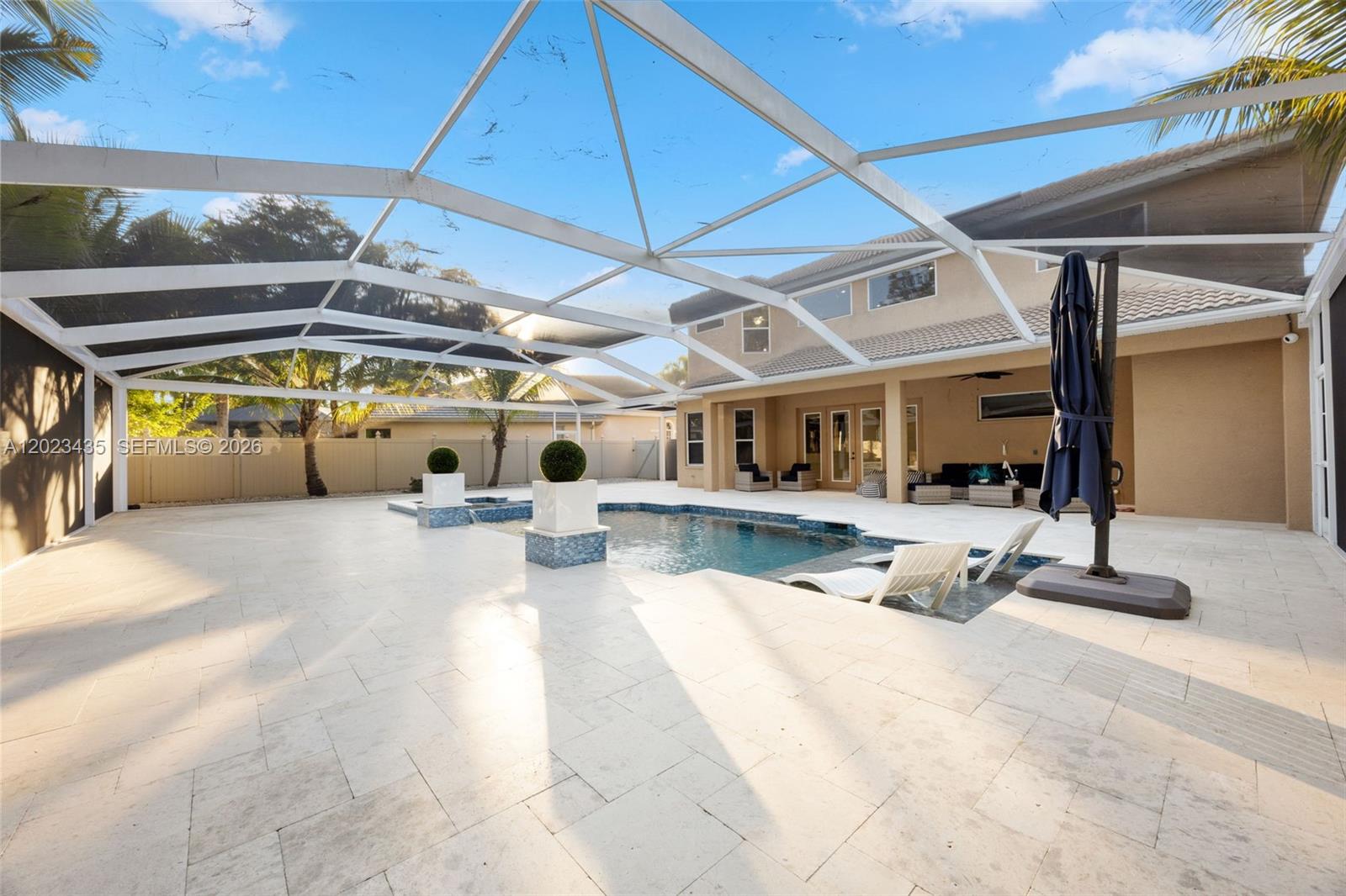 INDIGO LAKES - Residential