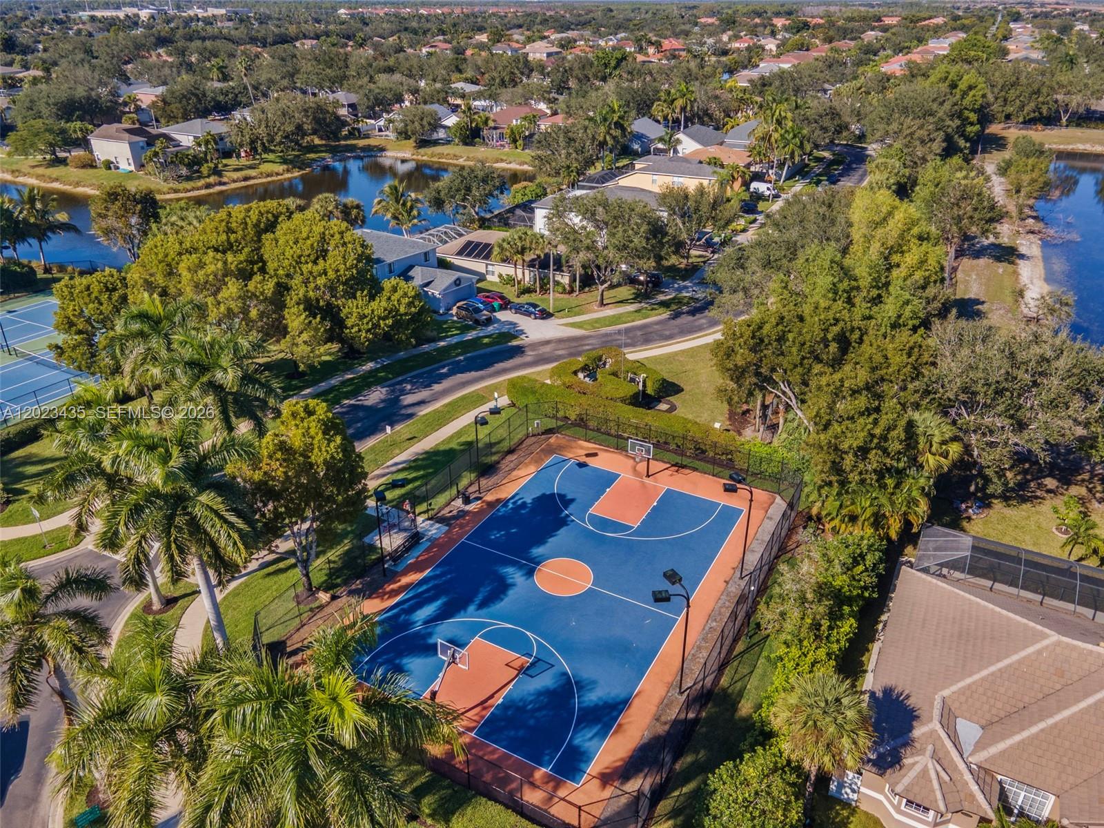 INDIGO LAKES - Residential