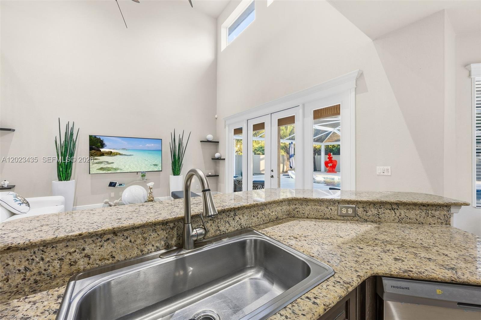 INDIGO LAKES - Residential