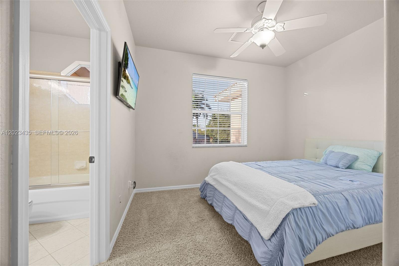INDIGO LAKES - Residential