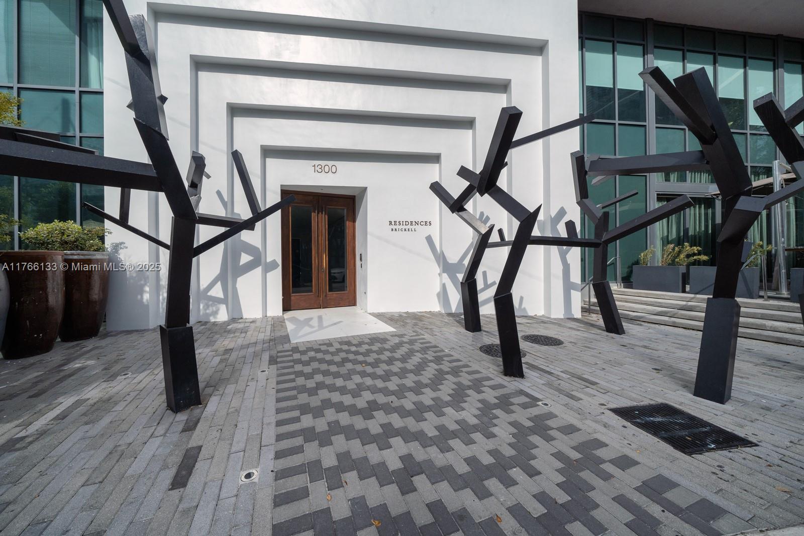 1300 S MIAMI AVENUE CONDO - Residential Lease