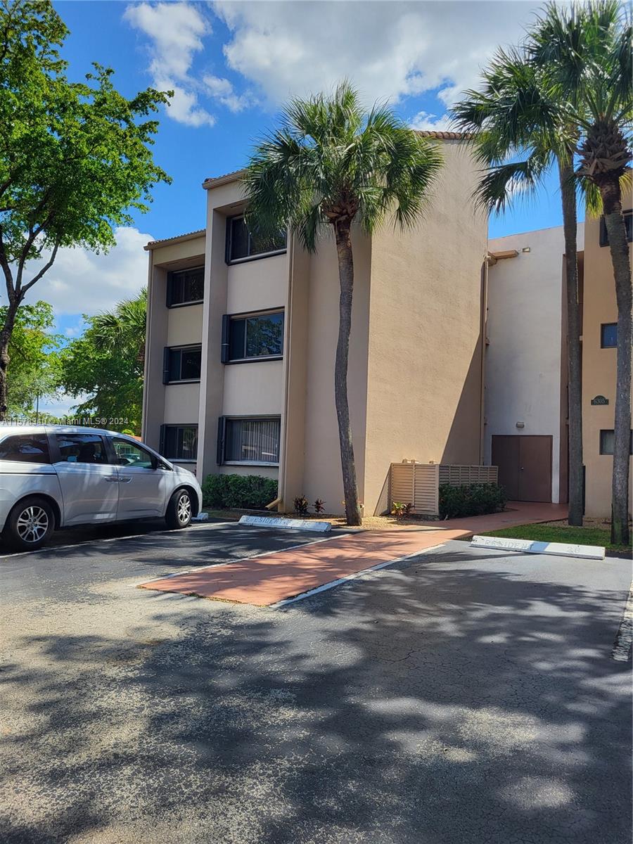EAGLE NEST CONDO - Residential