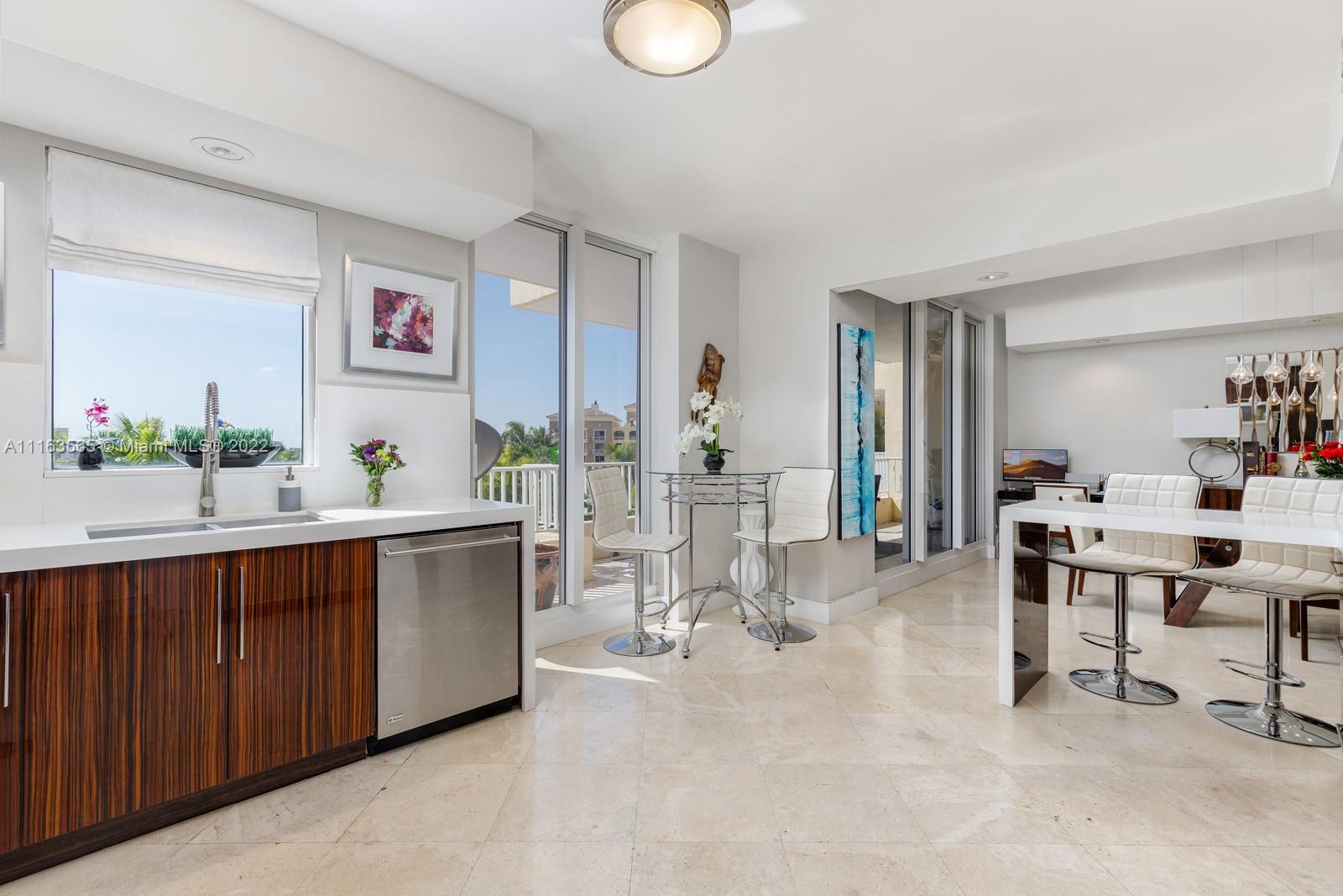 CLUB TOWER ONE CONDO - Residential