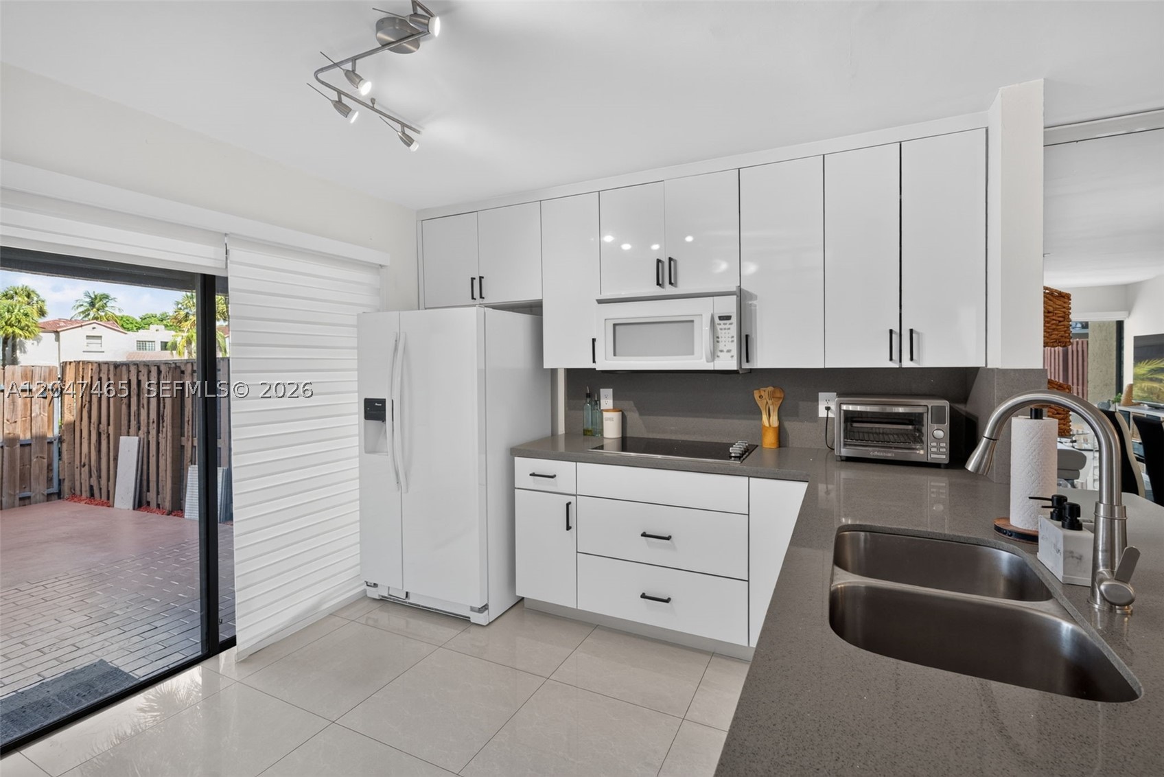 PALM POINT SEC 1 - Residential