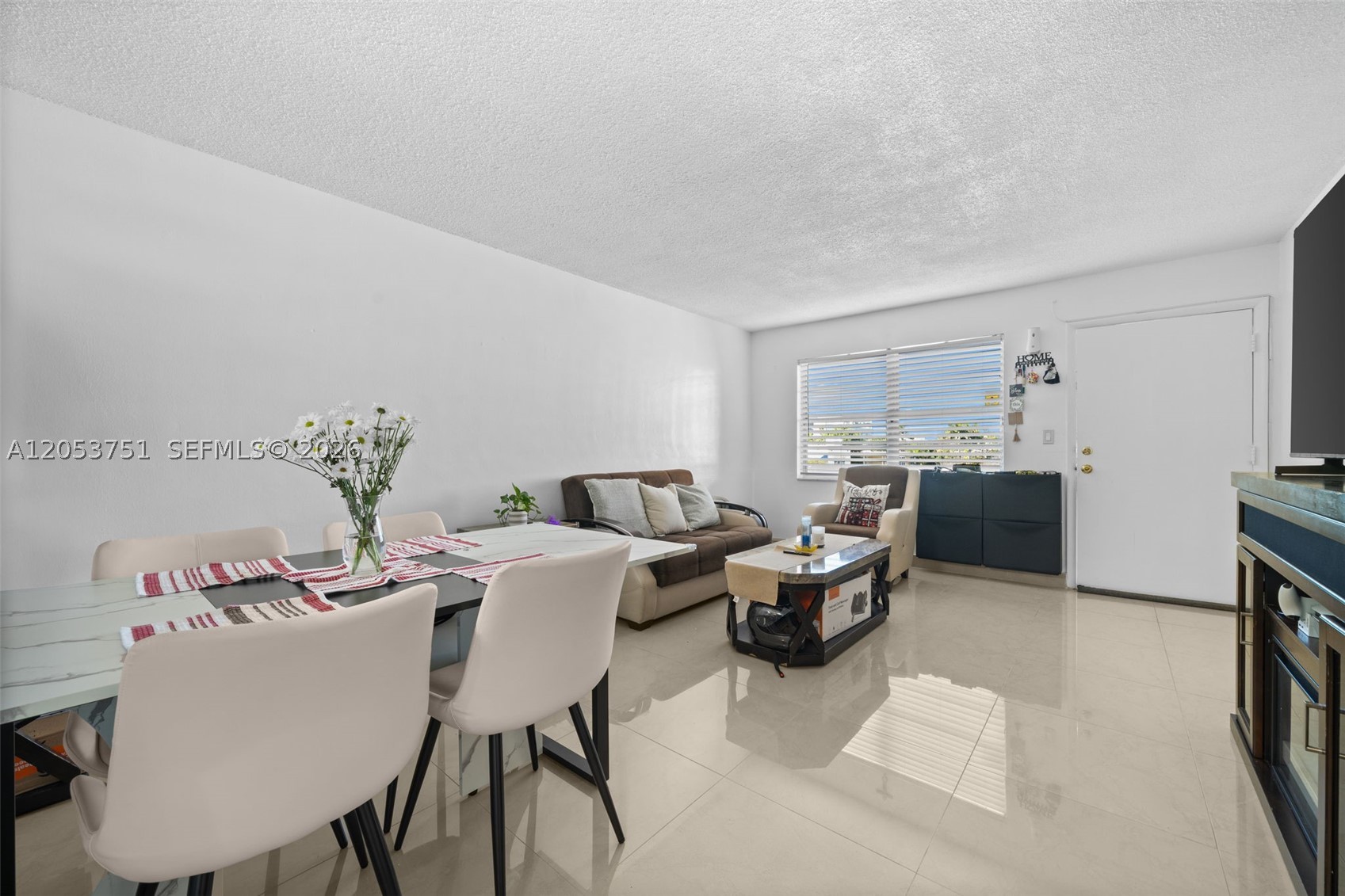THE CASTILLE CONDO - Residential Lease