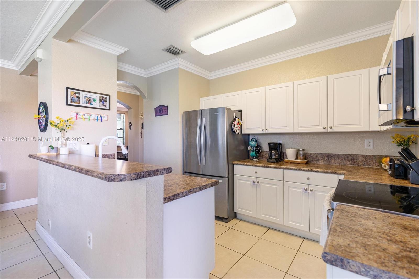 THE SHORES CONDO NO 1 - Residential