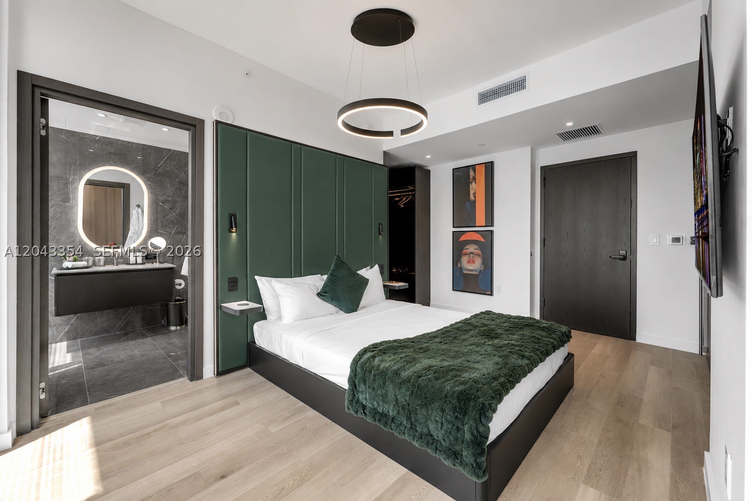 ¤MIAMI NORTH - Residential