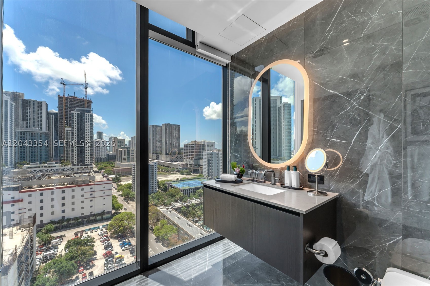 ¤MIAMI NORTH - Residential