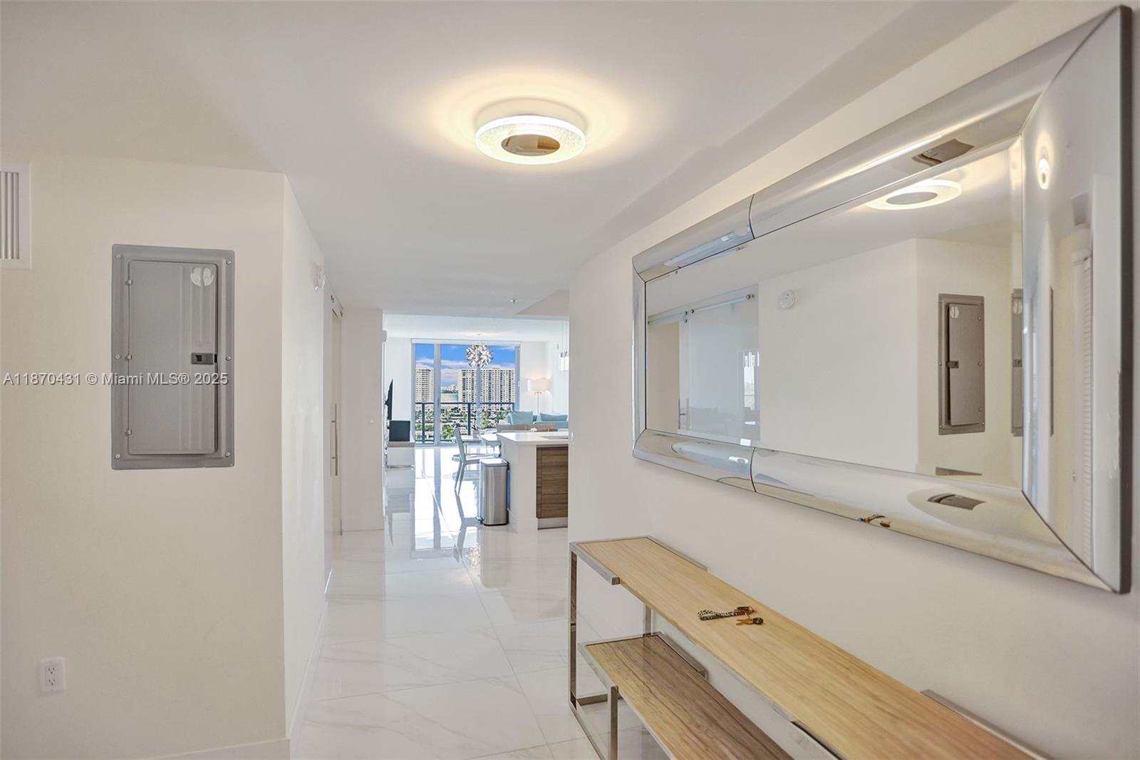 PARQUE TOWERS CONDO - Residential