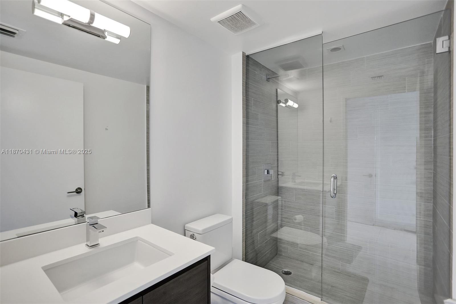 PARQUE TOWERS CONDO - Residential