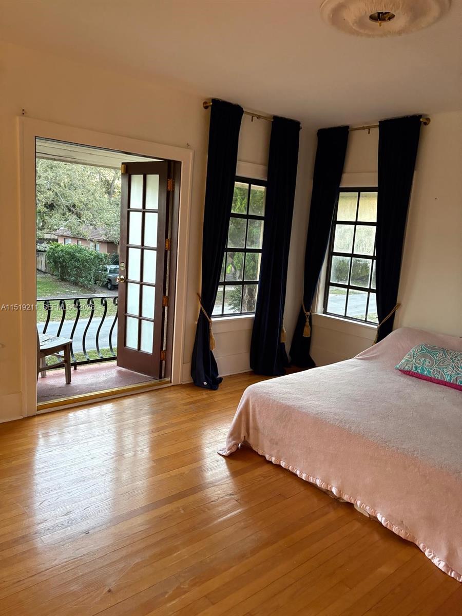 EL PORTAL SEC 3 - Residential Lease