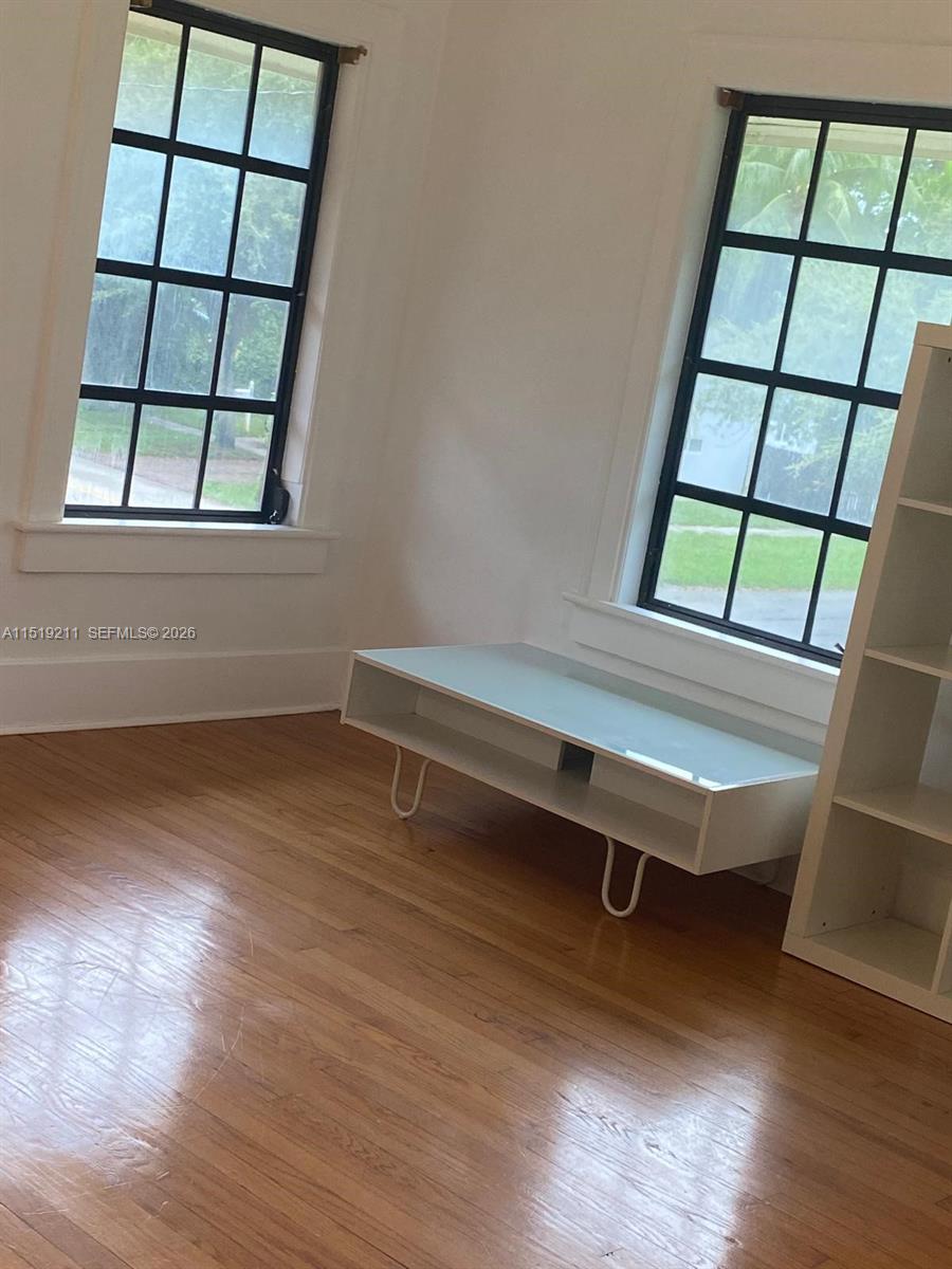 EL PORTAL SEC 3 - Residential Lease