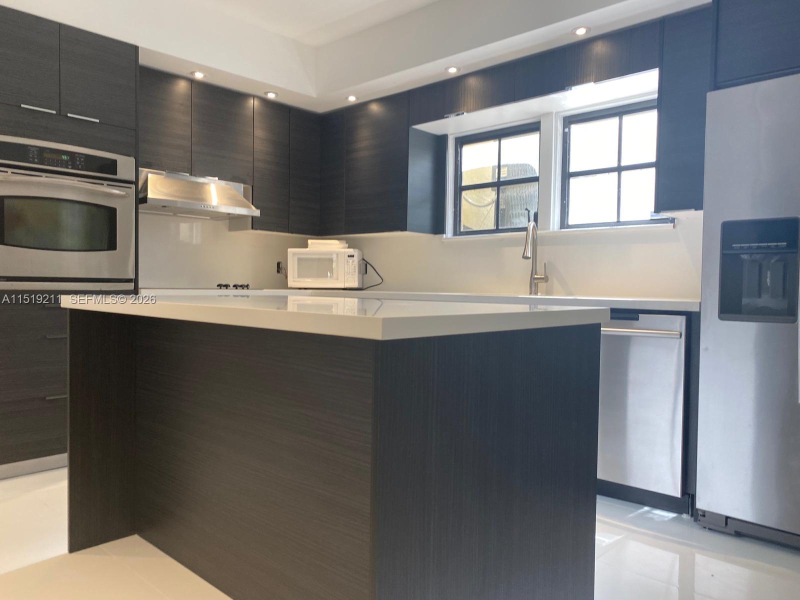 EL PORTAL SEC 3 - Residential Lease