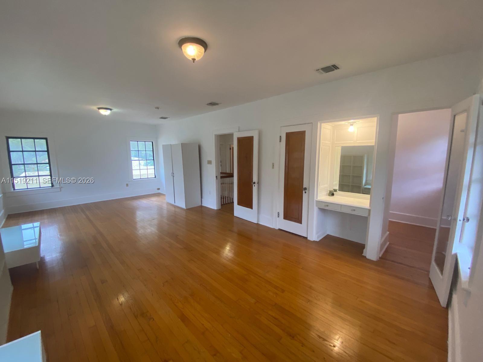 EL PORTAL SEC 3 - Residential Lease