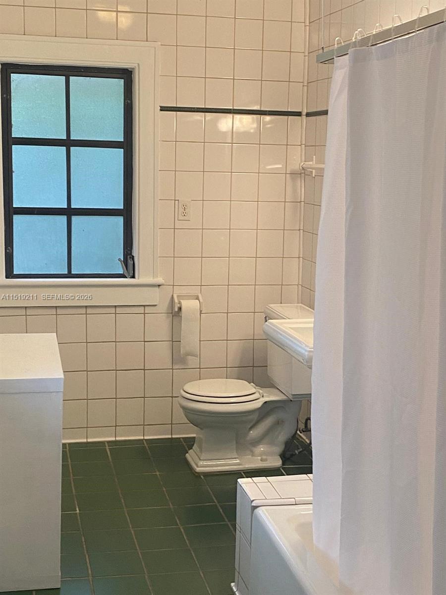 EL PORTAL SEC 3 - Residential Lease