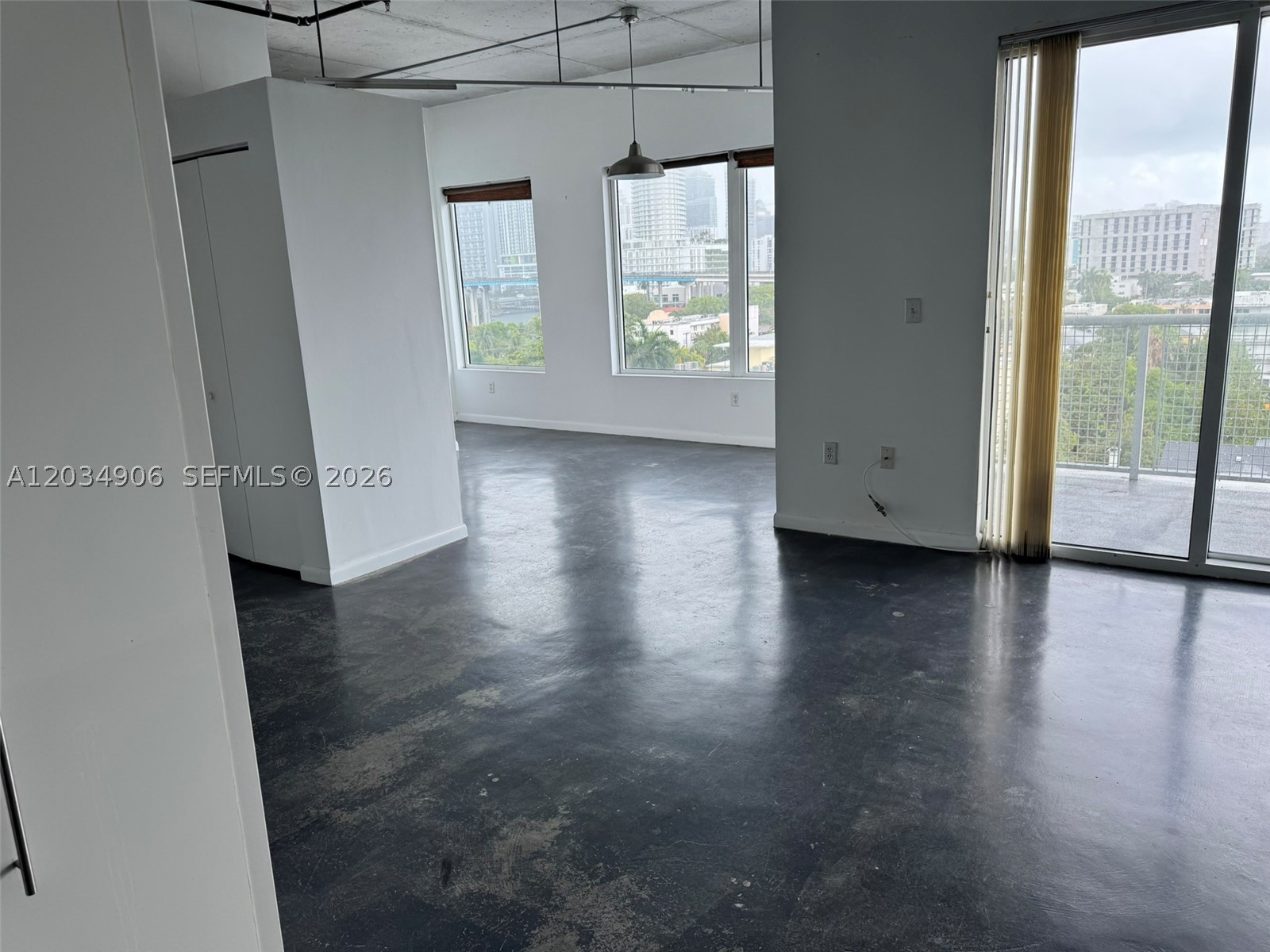 NEO CONDO NEO LOFT - Residential