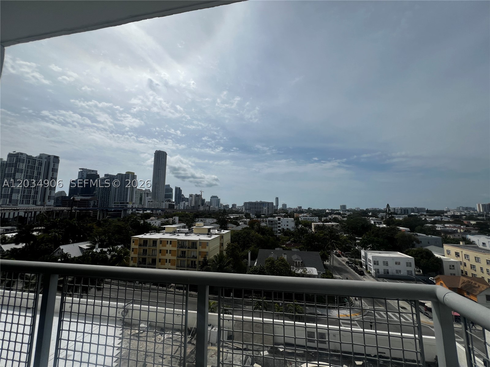 NEO CONDO NEO LOFT - Residential