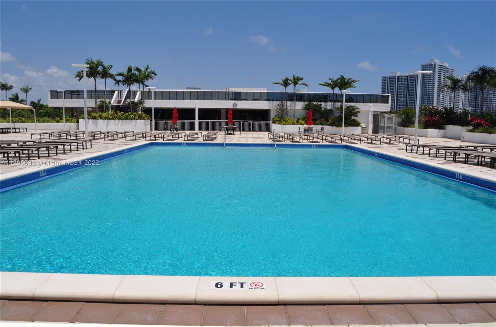 AVENTURA ELDORADO CONDO - Residential