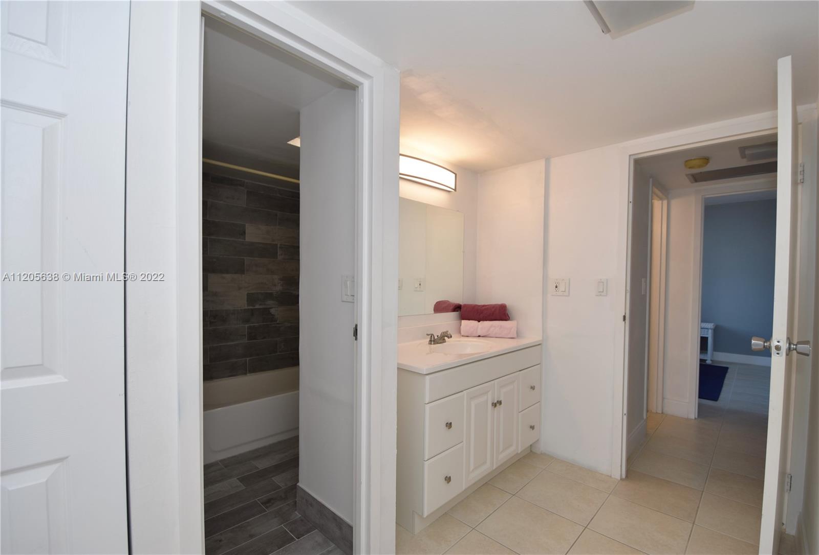 AVENTURA ELDORADO CONDO - Residential