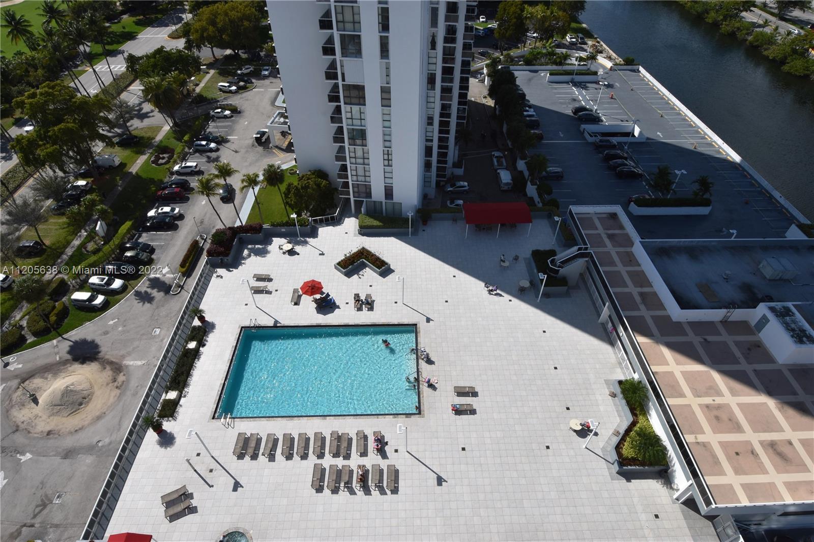 AVENTURA ELDORADO CONDO - Residential