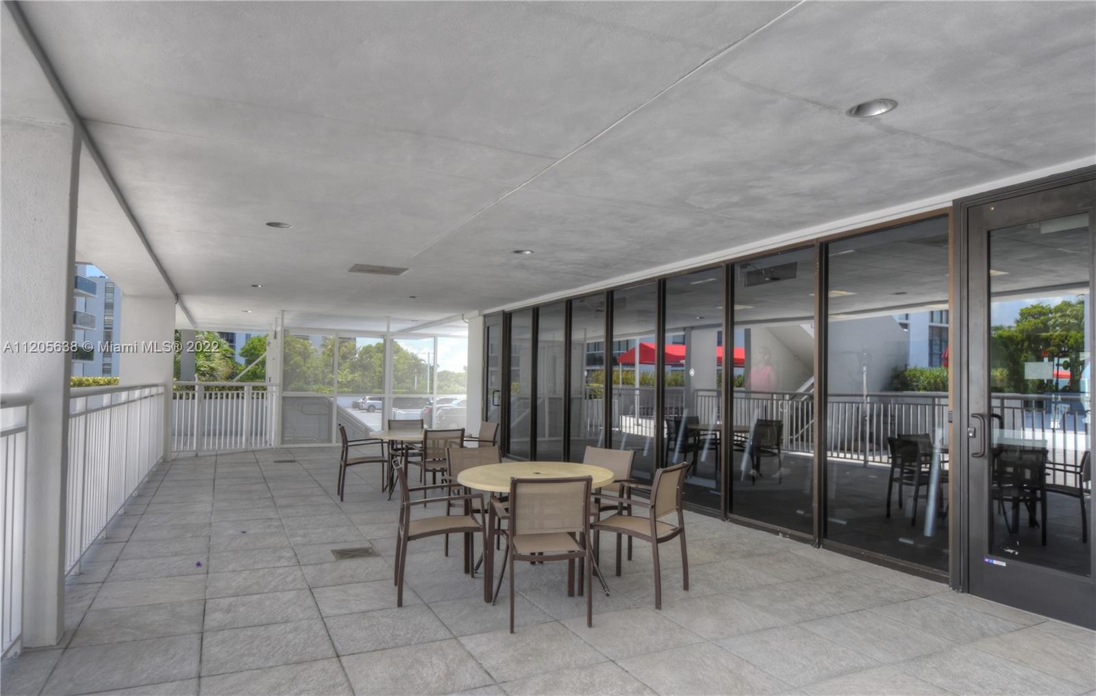 AVENTURA ELDORADO CONDO - Residential
