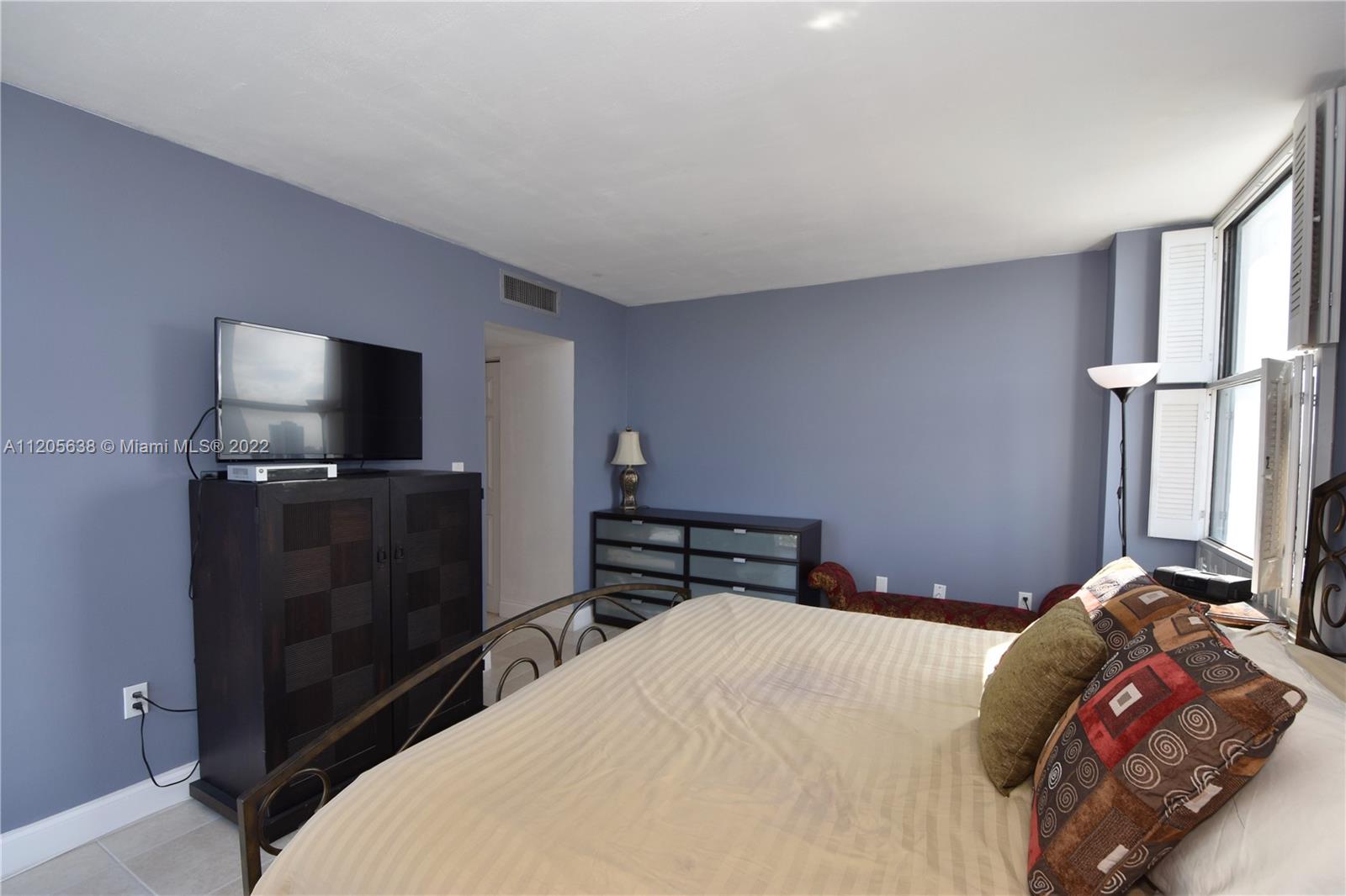 AVENTURA ELDORADO CONDO - Residential