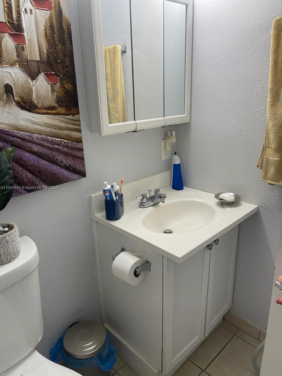 LUDLUM LAKE CONDO BLDG C - Residential Lease
