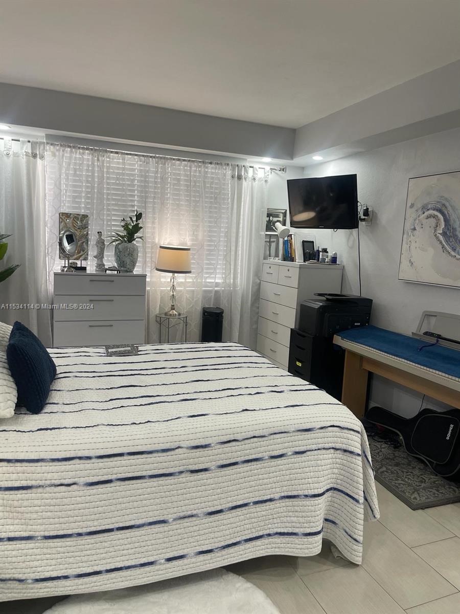 LUDLUM LAKE CONDO BLDG C - Residential Lease