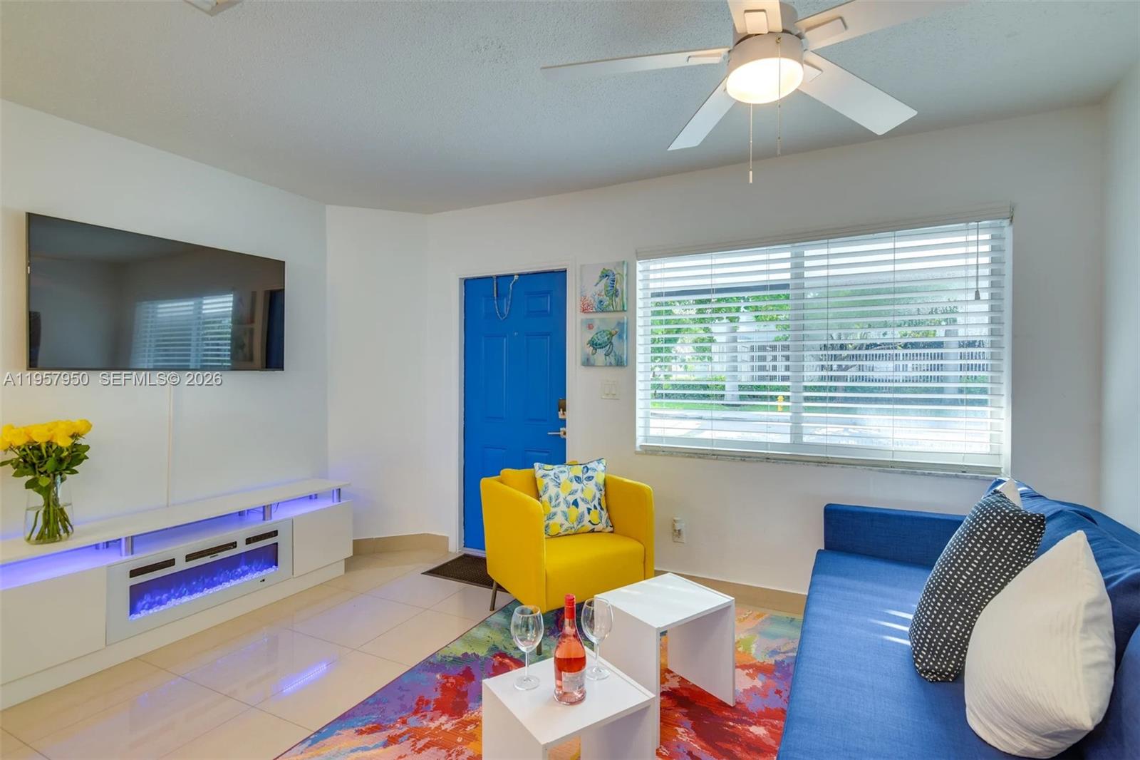 HALLANDALE PINES ESTATES - Residential Income