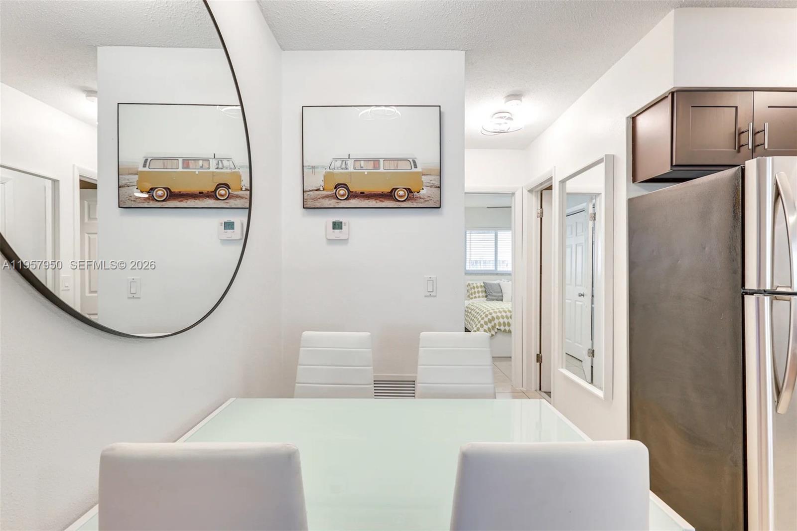 HALLANDALE PINES ESTATES - Residential Income