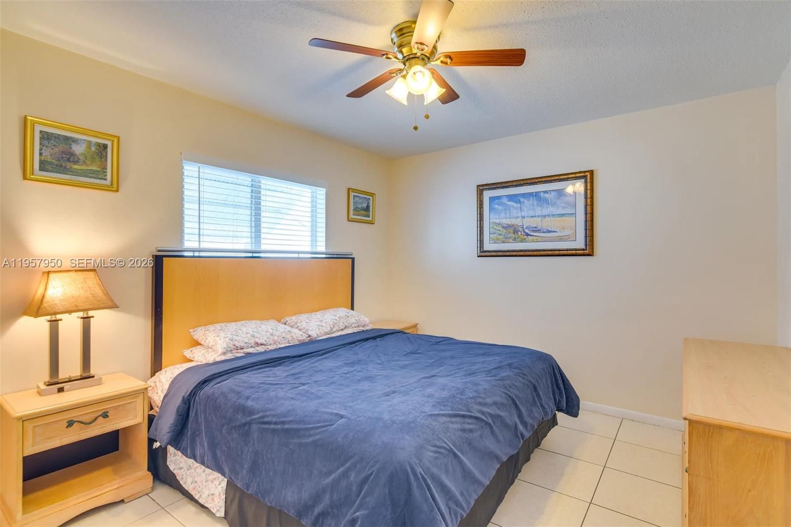 HALLANDALE PINES ESTATES - Residential Income