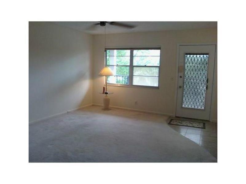 CENTURY VILAGE KINGSLEY - Residential Lease