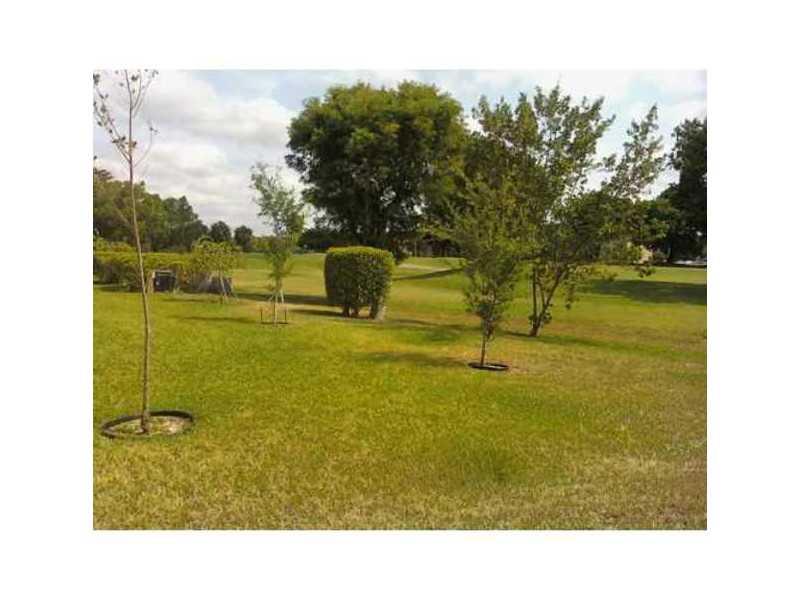 CENTURY VILAGE KINGSLEY - Residential Lease