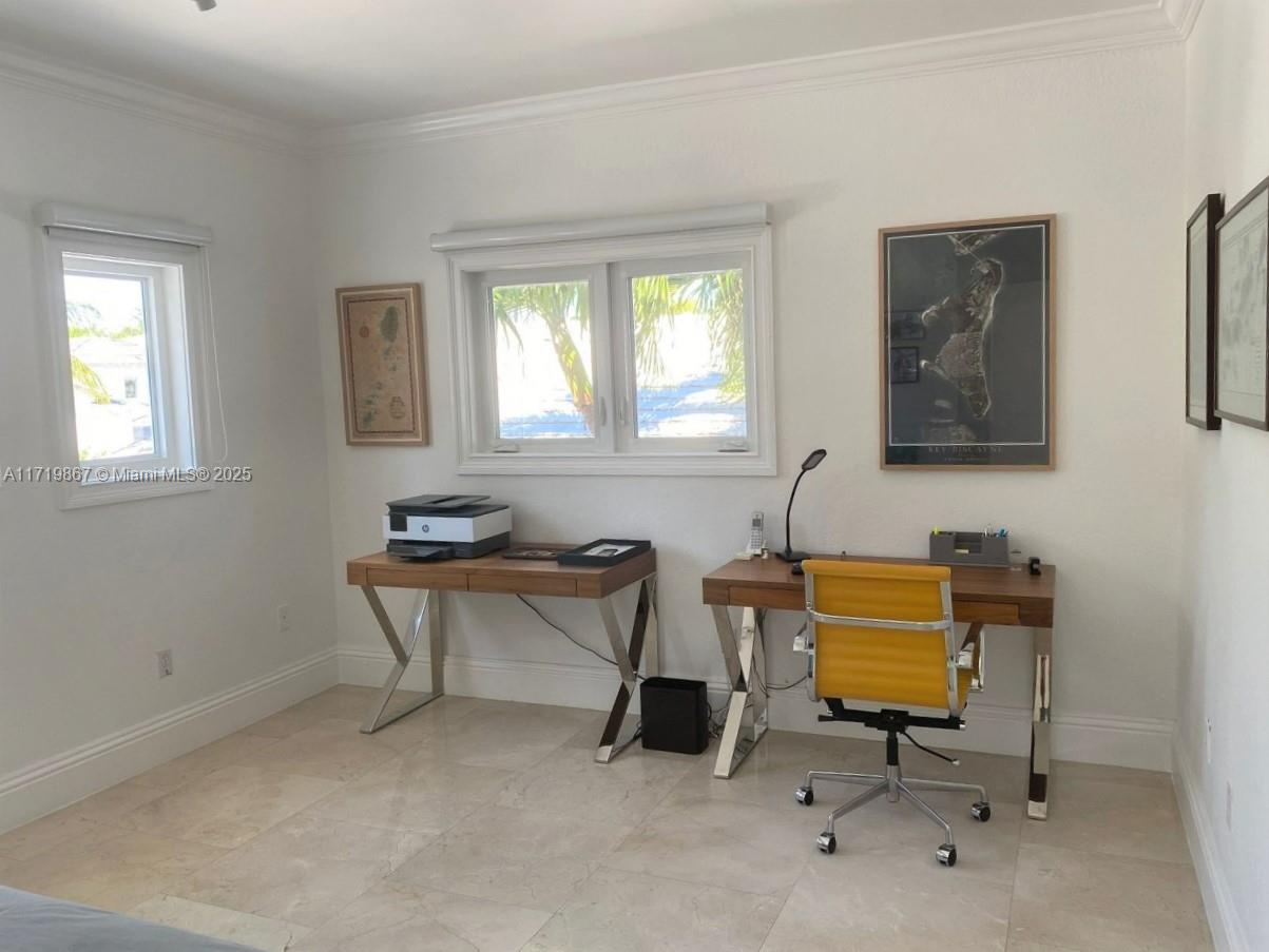 G B VILLAS - Residential Lease