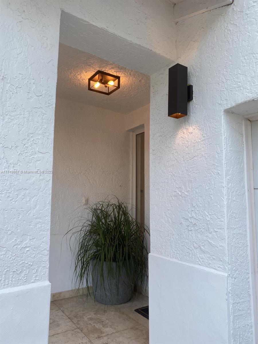 G B VILLAS - Residential Lease