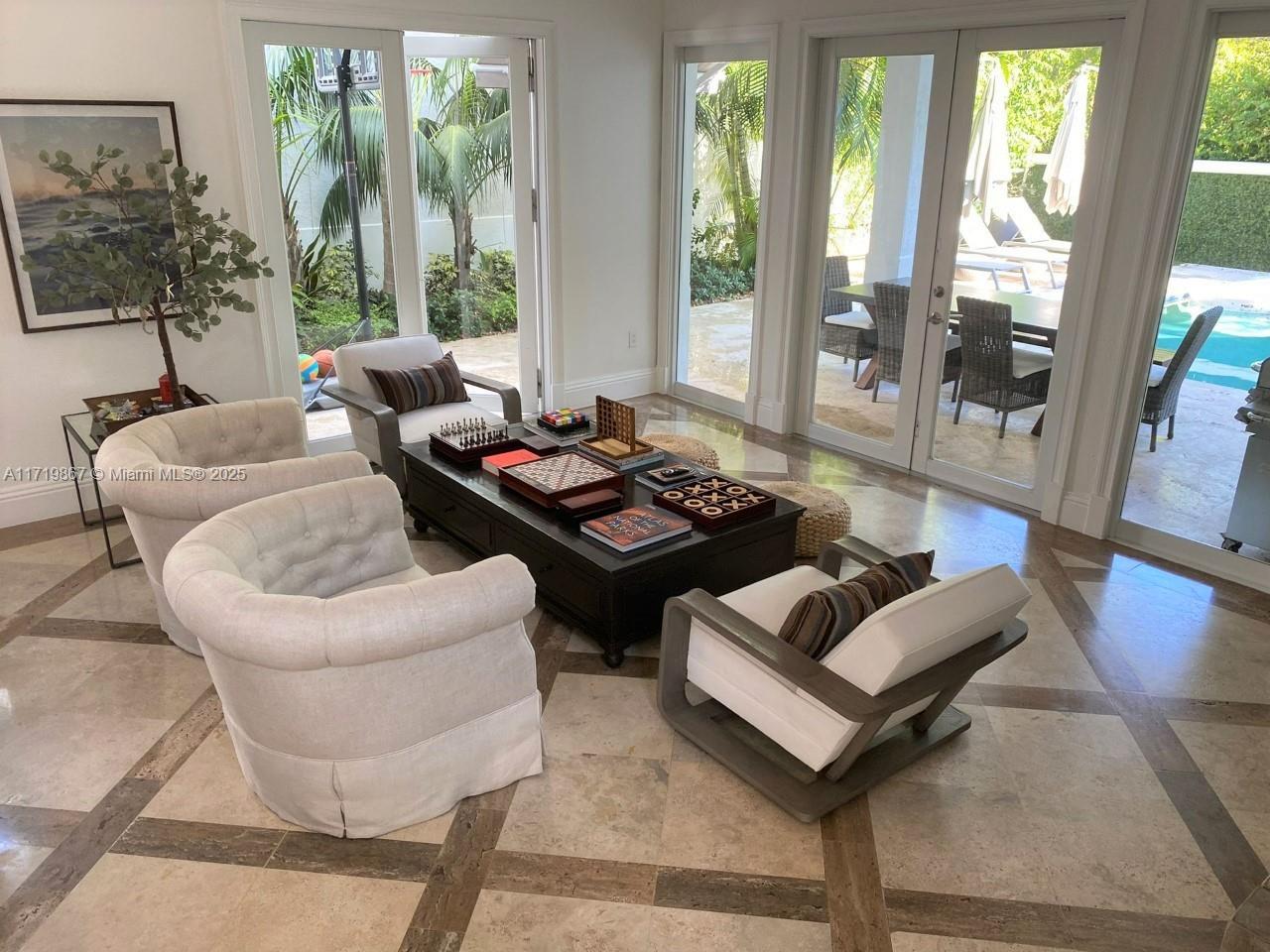 G B VILLAS - Residential Lease