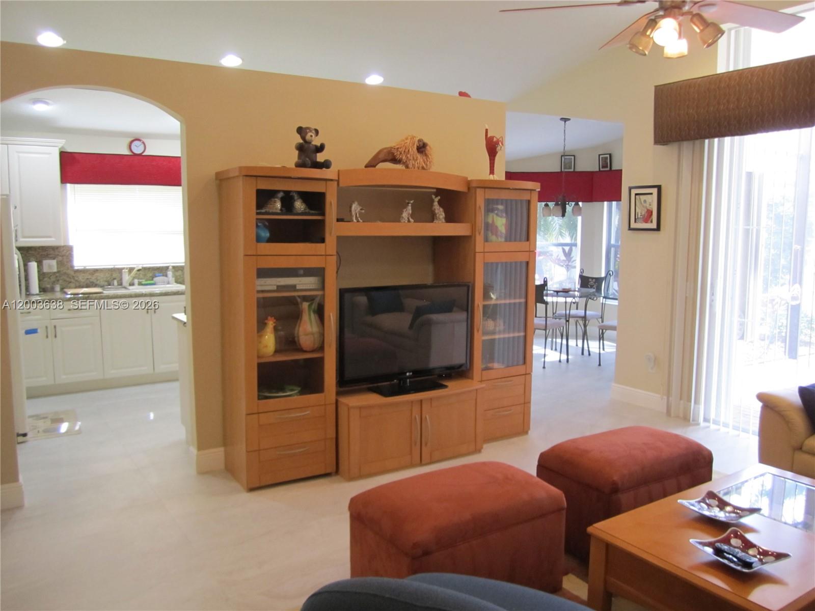 VALENCIA SHORES 5 - Residential Lease