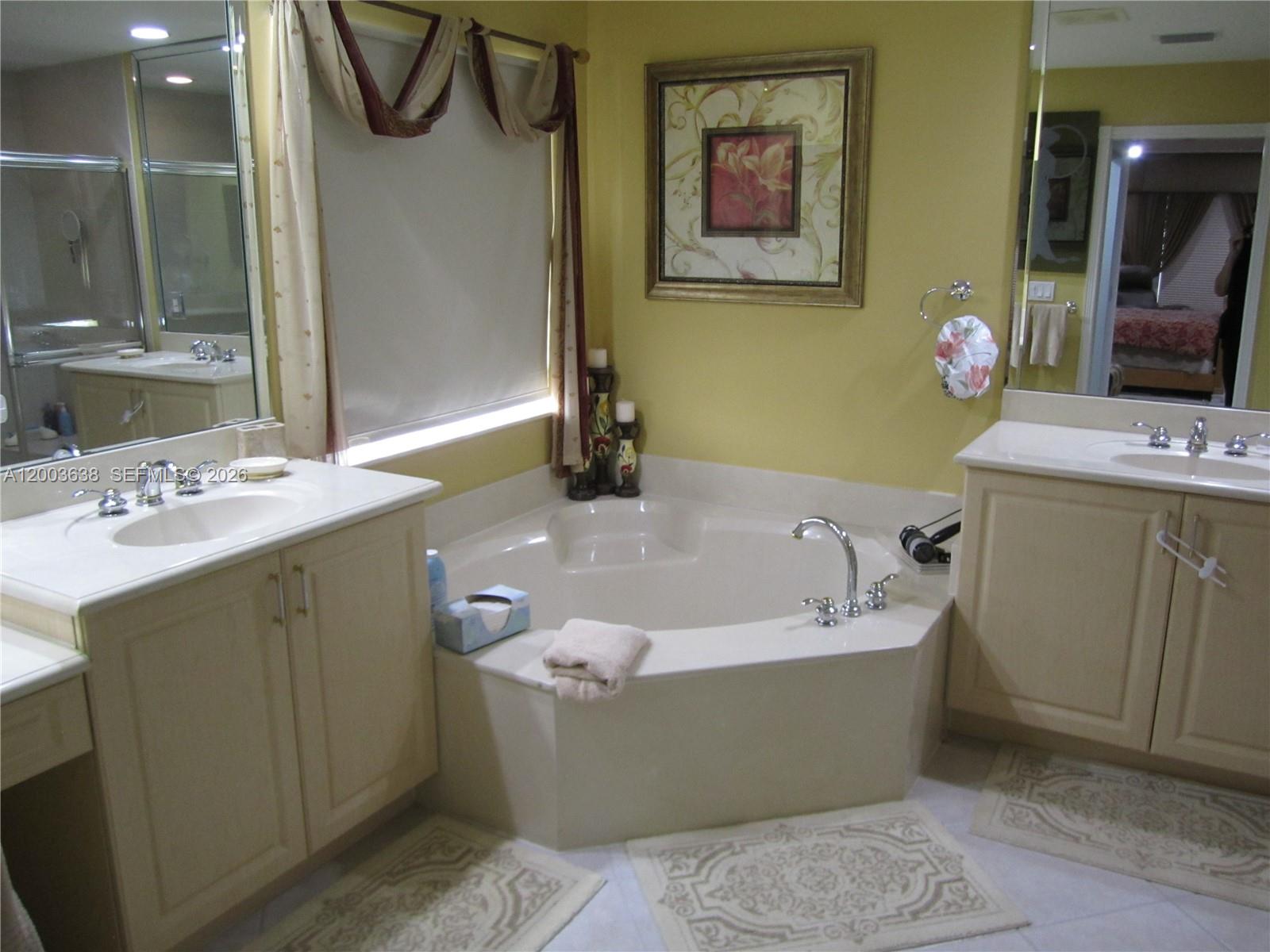 VALENCIA SHORES 5 - Residential Lease