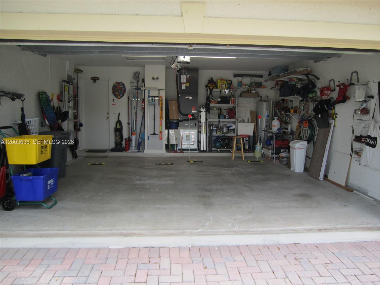 VALENCIA SHORES 5 - Residential Lease