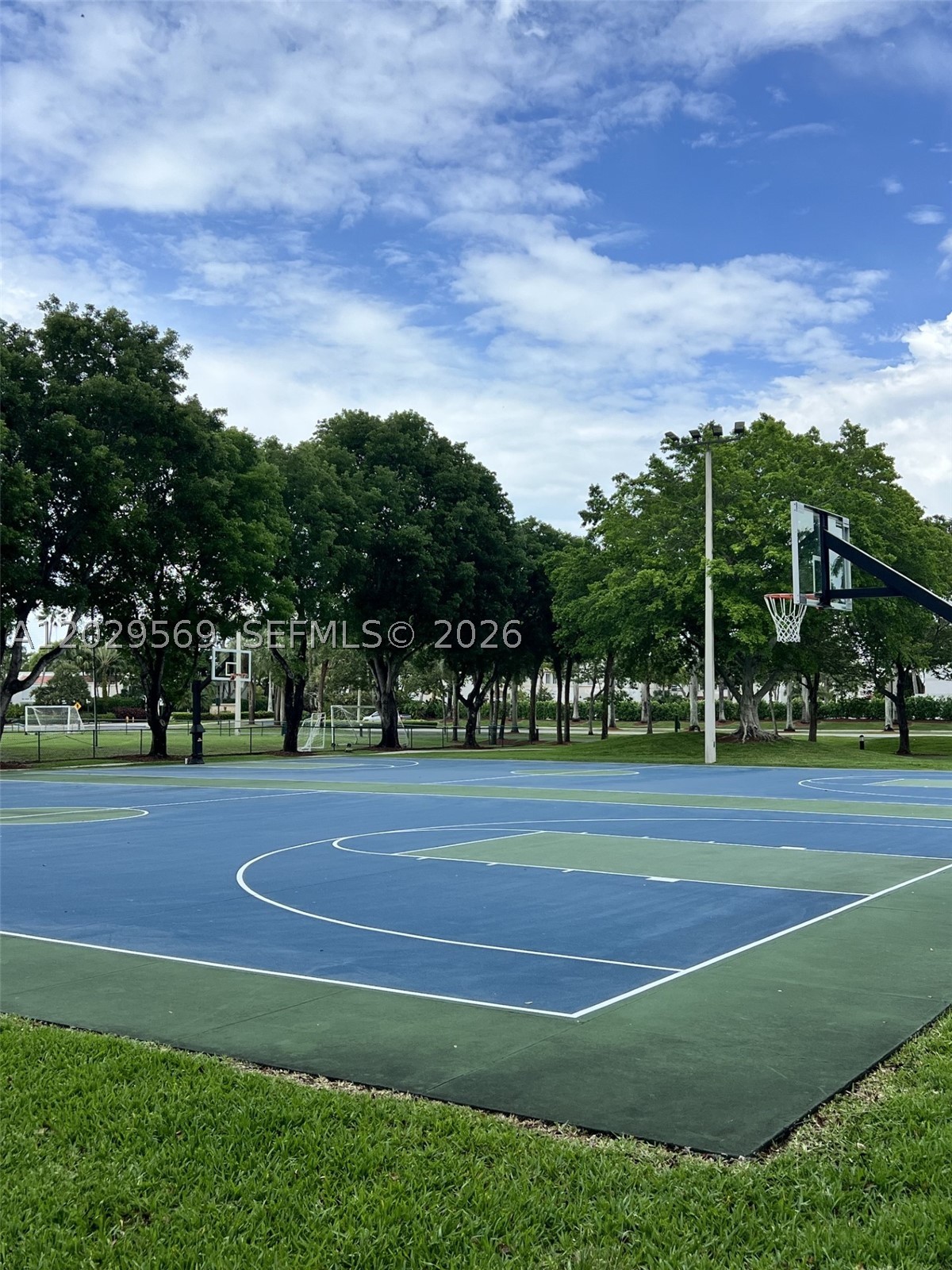 CAPTIVA CONDO B - Residential
