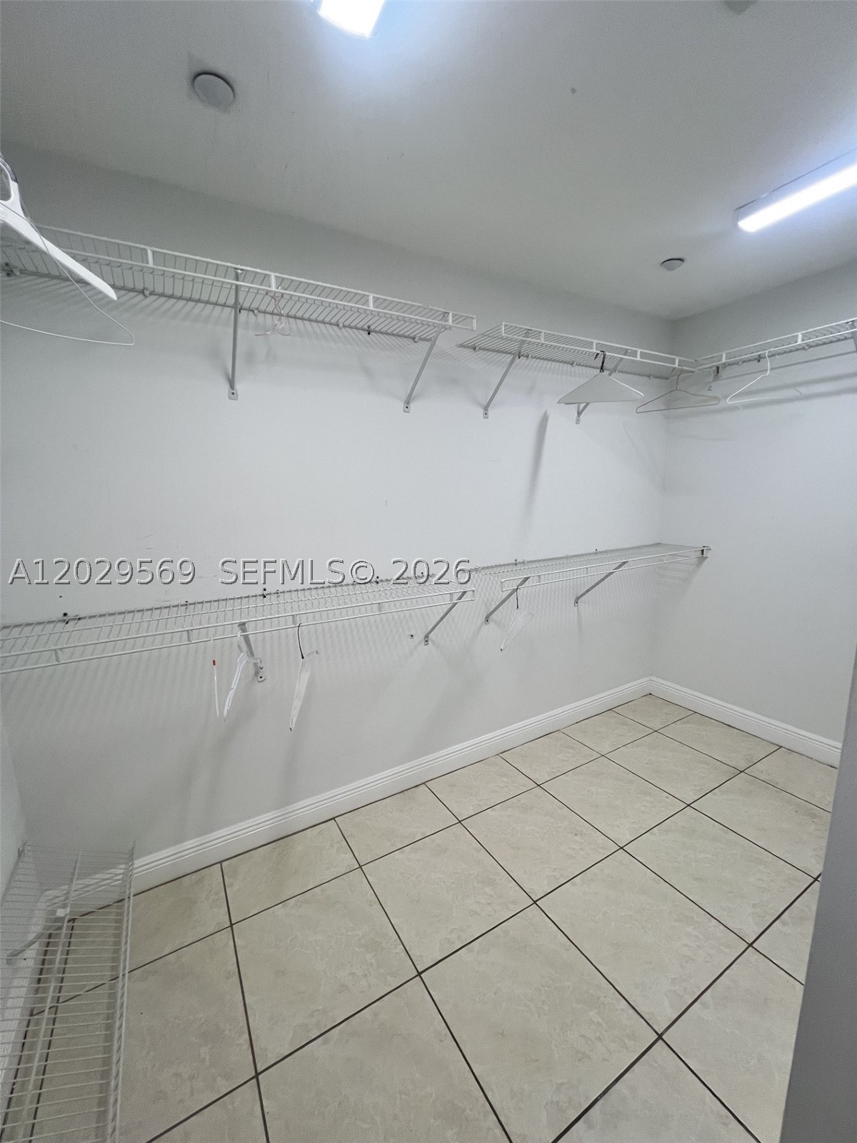 CAPTIVA CONDO B - Residential