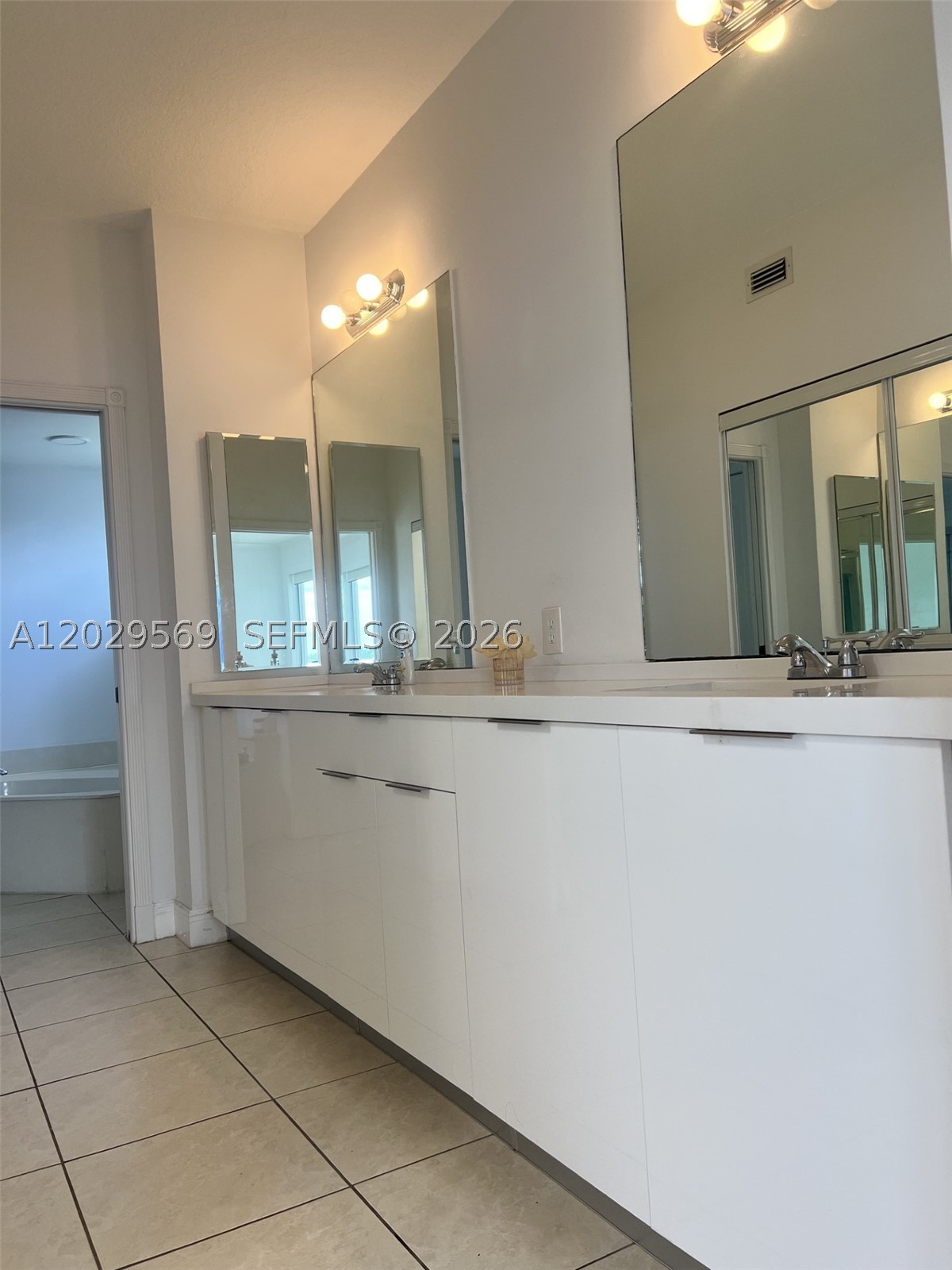 CAPTIVA CONDO B - Residential