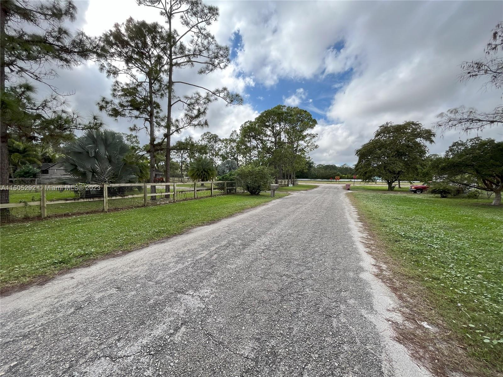 ACREAGE - Residential
