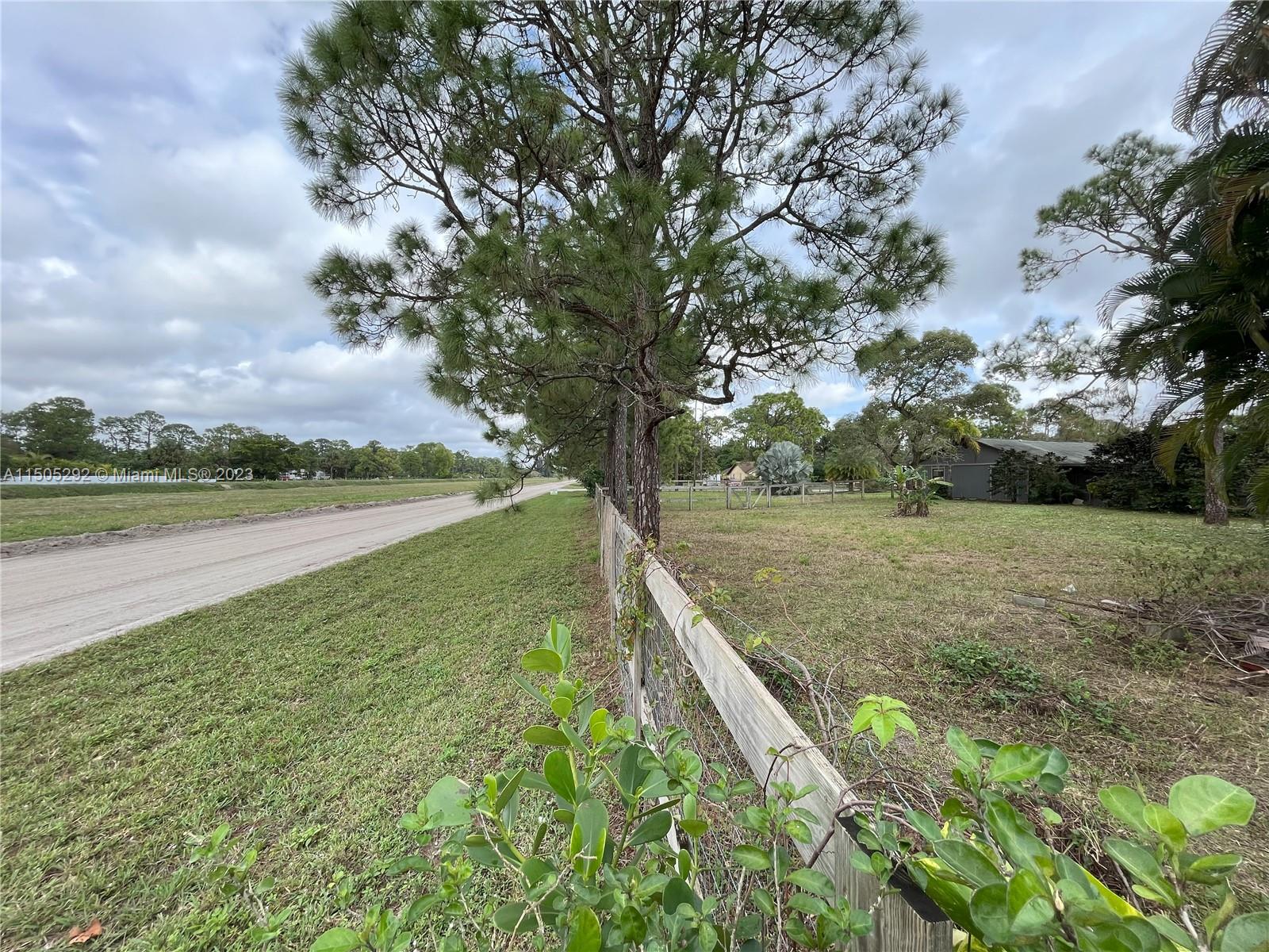 ACREAGE - Residential