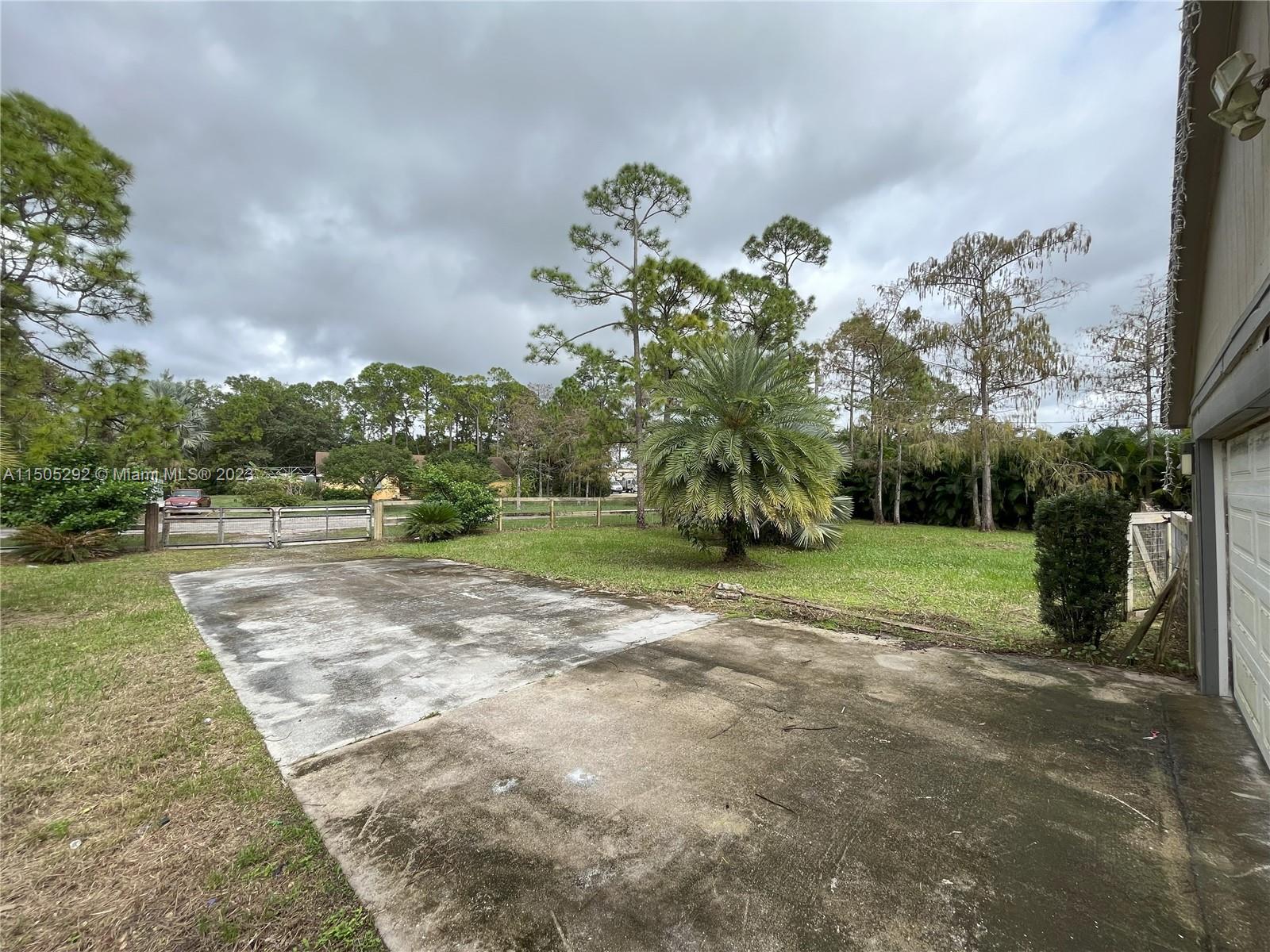 ACREAGE - Residential